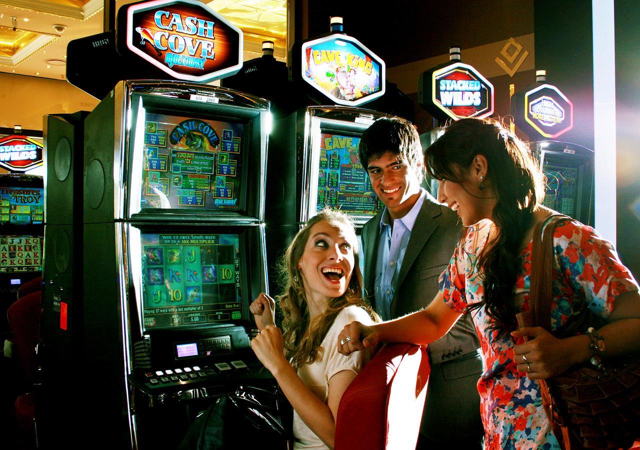 Hotel Y Casino Del Rio - General Roca Eksteriør bilde